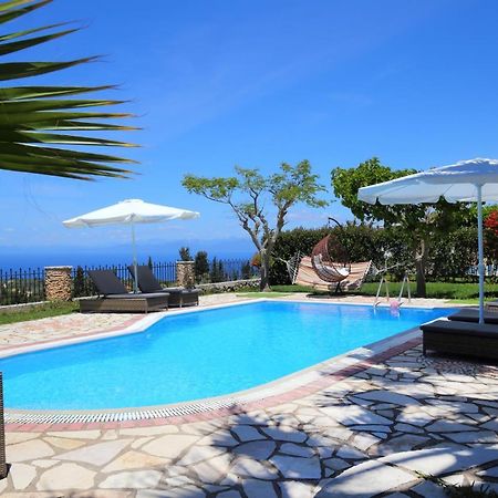 Villas Goudis ซูกาเลดส์ ภายนอก รูปภาพ