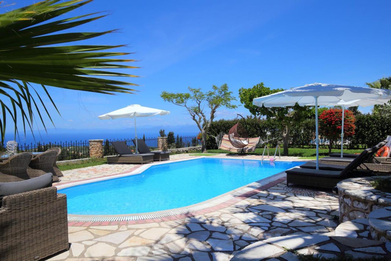 Villas Goudis ซูกาเลดส์ ภายนอก รูปภาพ