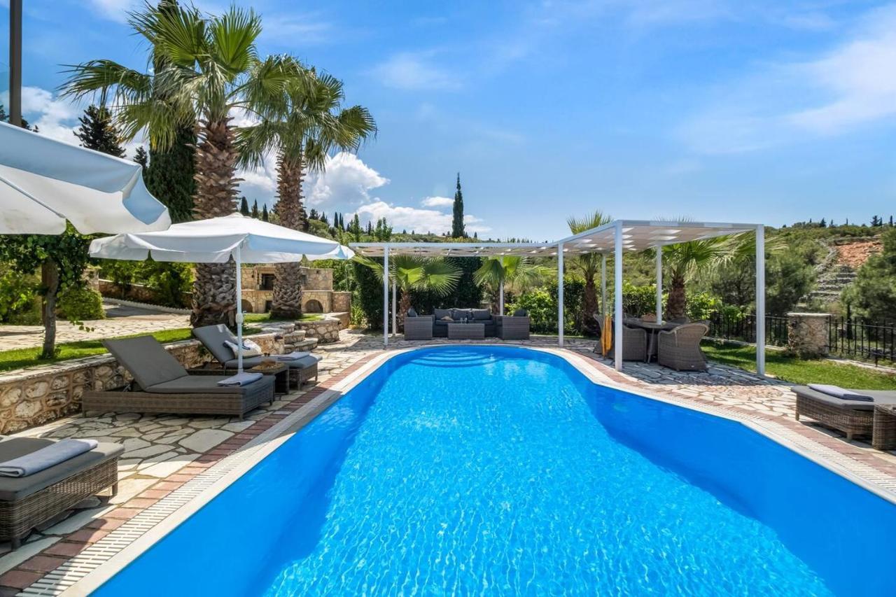Villas Goudis ซูกาเลดส์ ภายนอก รูปภาพ