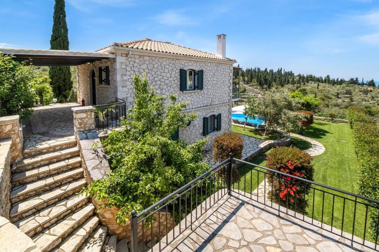 Villas Goudis ซูกาเลดส์ ภายนอก รูปภาพ