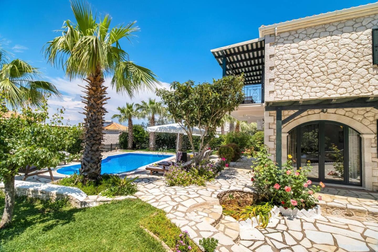 Villas Goudis ซูกาเลดส์ ภายนอก รูปภาพ