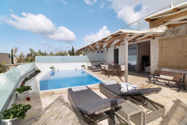 Villas Goudis ซูกาเลดส์ ภายนอก รูปภาพ