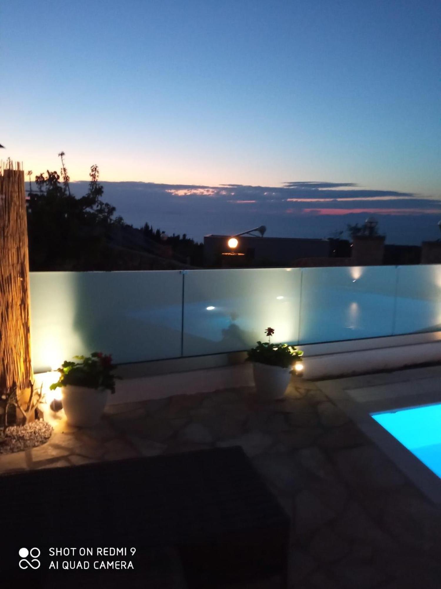 Villas Goudis ซูกาเลดส์ ภายนอก รูปภาพ
